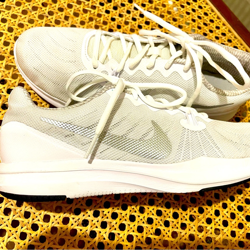 Nike Flex TR 7 Training White Athletic Sneakers Women - Picture 12 of 14